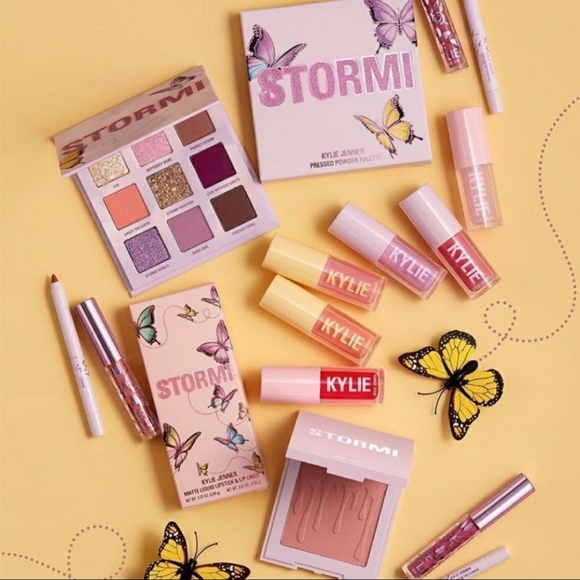 🦋New Full Collection Kylie x Stormi - Picture 4 of 8